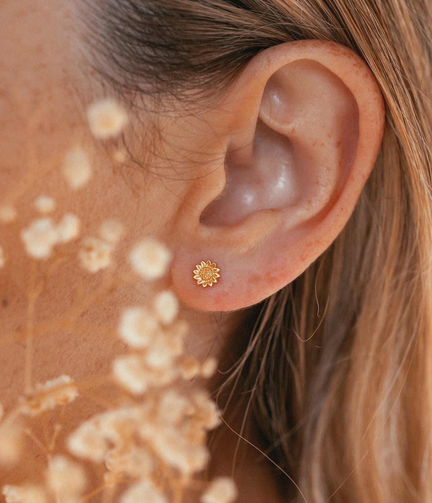 Dainty Sunflower Studs